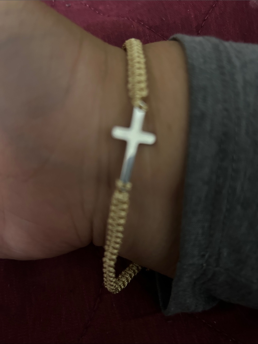 12 Cross Bracelet Set in Beige & Silvsf